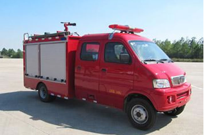 汉江HXF5030GXFSG05型水罐消防车车身侧面图片