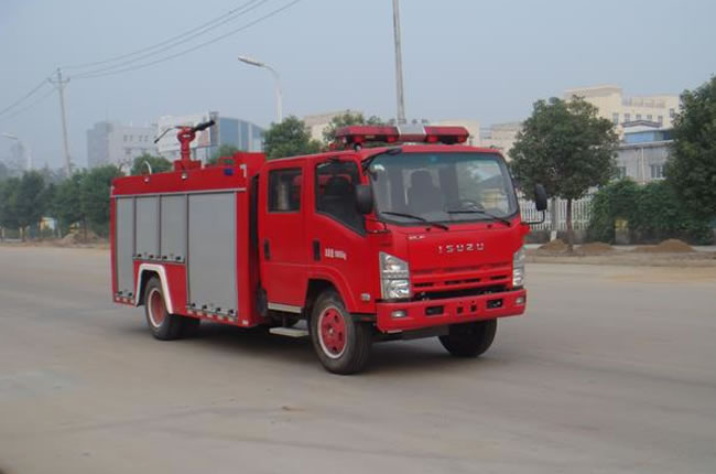 JDF5102GXFPM30型泡沫消防车右侧方位图