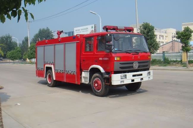 江特JDF5151GXFPM70A型泡沫消防车车身图片