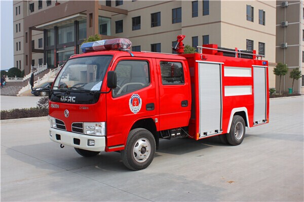 江特JDF5071GXFSG20A型水罐消防车车身图片